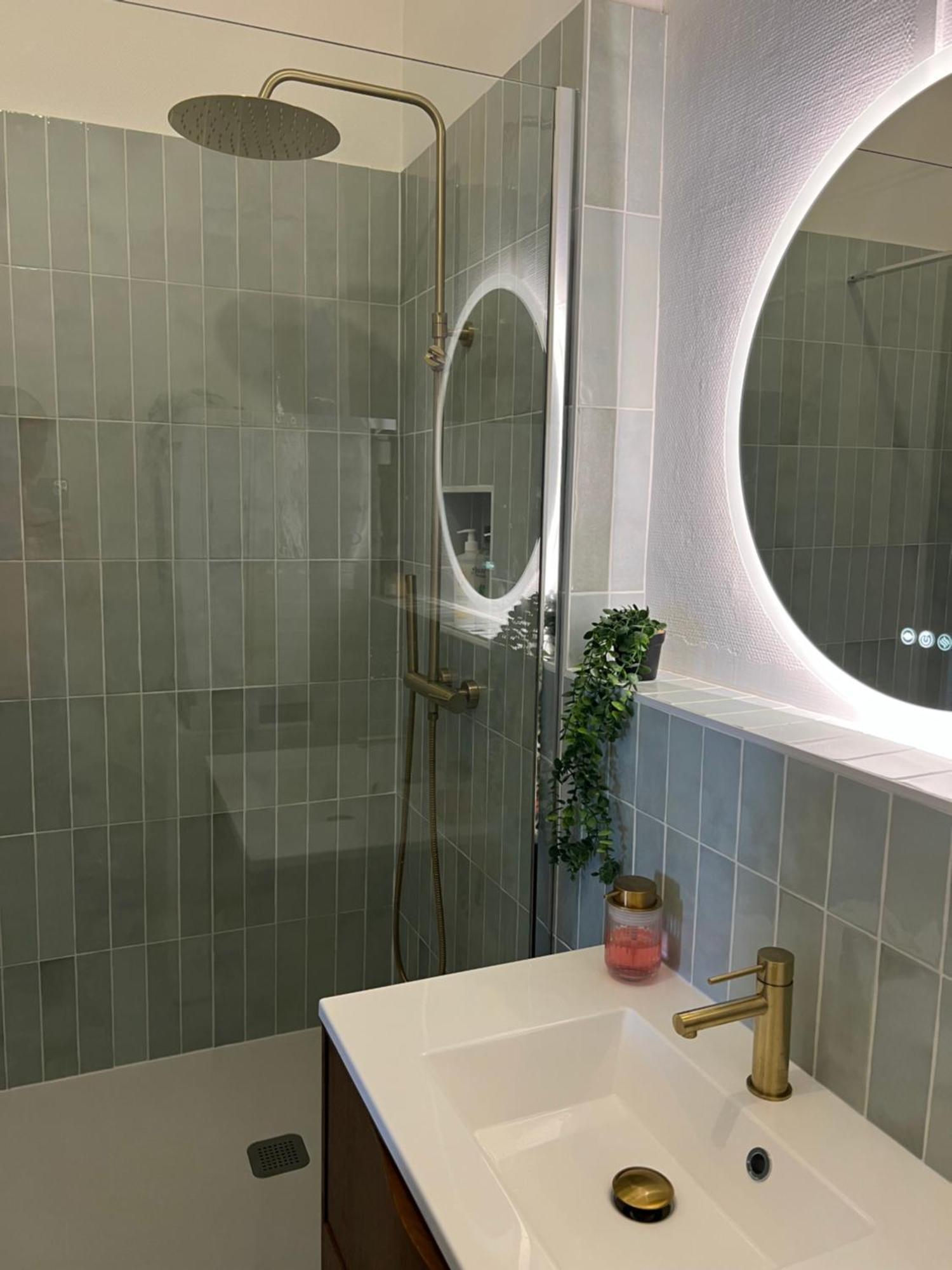 Spacieux T3 80m2 Plein Centre Presque Ile !